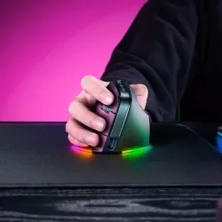 RAZER Pro Click V2 Vertical Ed. - Souris professionnelle sans fil - Clics Silencieux et Tactiles Technologie HyperScroll