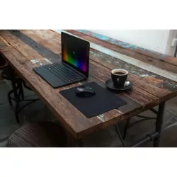 RAZER Goliathus Mobile Stealth Ed. Noir - Tapis de souris pour le gamer en déplacement, équilibre parfait entre vitesse et…