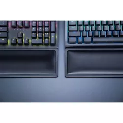 RAZER Wrist Rest (Leatherette) - Repose-Poignet Ergonomique pour Claviers de Grande Taille