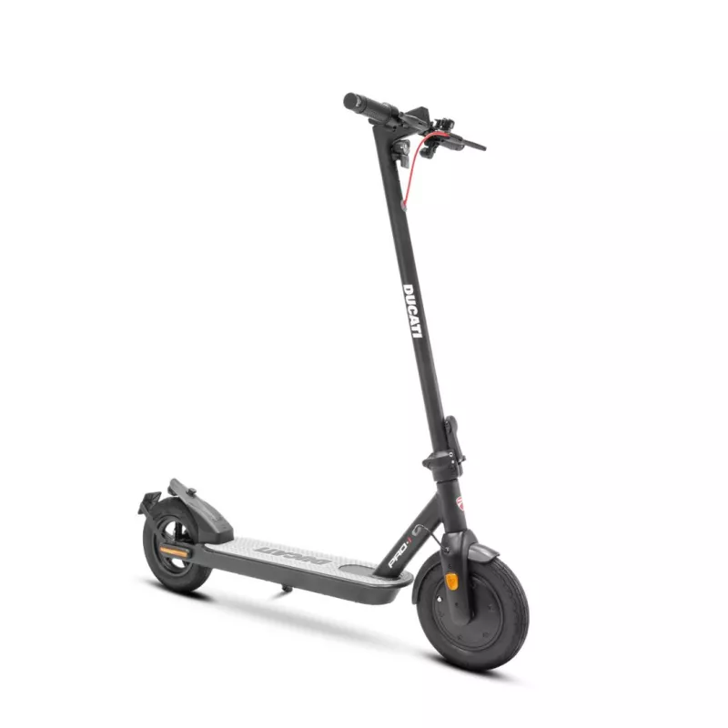 Trott elec DUCATI PRO-I EVO ADVANCED SAFETY 10" 2025 vitesse max 25km/h 100kg distance max 40km puissance 350W temps charge 5h