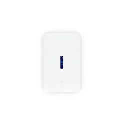 Ubiquiti - UDW UniFi Gateway Console - 1x 10G SFP + 17 GbE RJ45 dont 4 PoE++ 4 PoE+ + 4 PoE