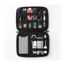 Housse de rangement WE pour les accessoires électroniques: câbles, chargeurs, cartes mémoires etc. Matière hydrofuge. Pochette…
