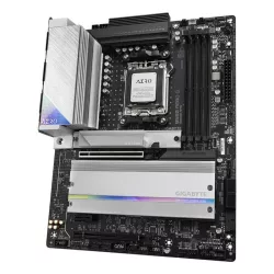 GIGABYTE B650 AERO G o